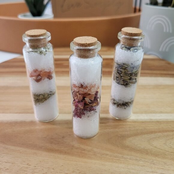 Bath Salt Soak Gift Set Of 3 Lavender Eucalyptus Rose Epsom Salt Himalay… - Picture 1 of 11